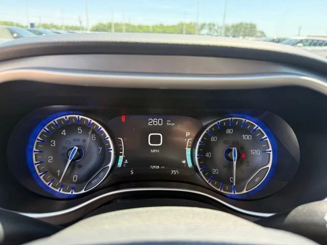 Used 2023 Black Chrysler Touring L image 21