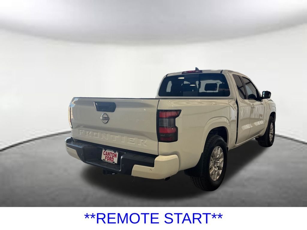 Used 2023 Glacier White Nissan SV image 6
