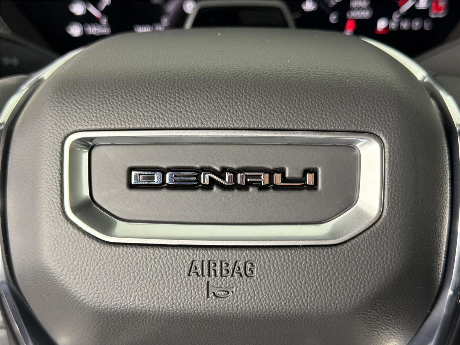 2026 GMC Yukon XL Denali - Photo 27