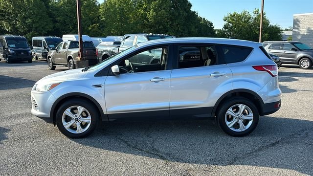 Used 2015 Ingot Silver Ford SE image 3
