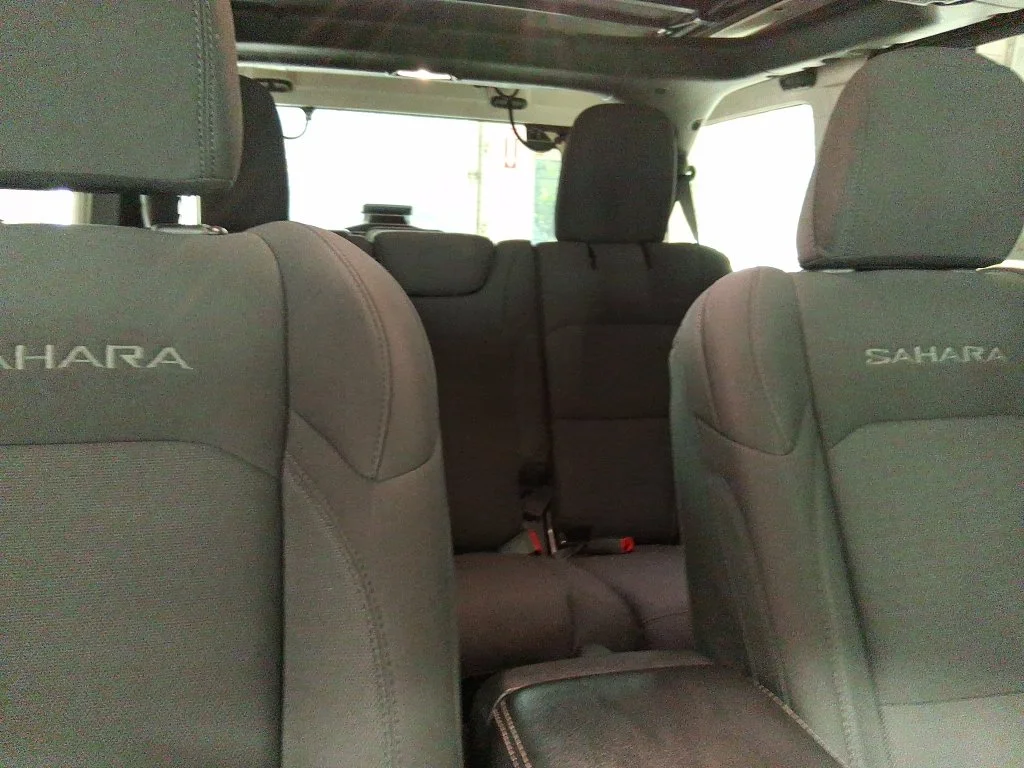 Used 2022 Green Jeep Unlimited Sahara image 35