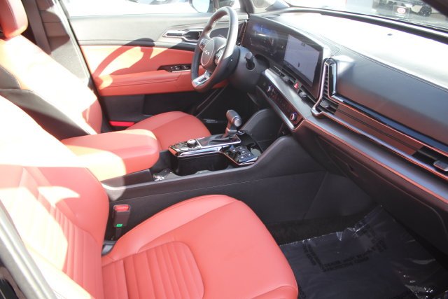 Used 2024 Black Kia SX-Prestige image 38