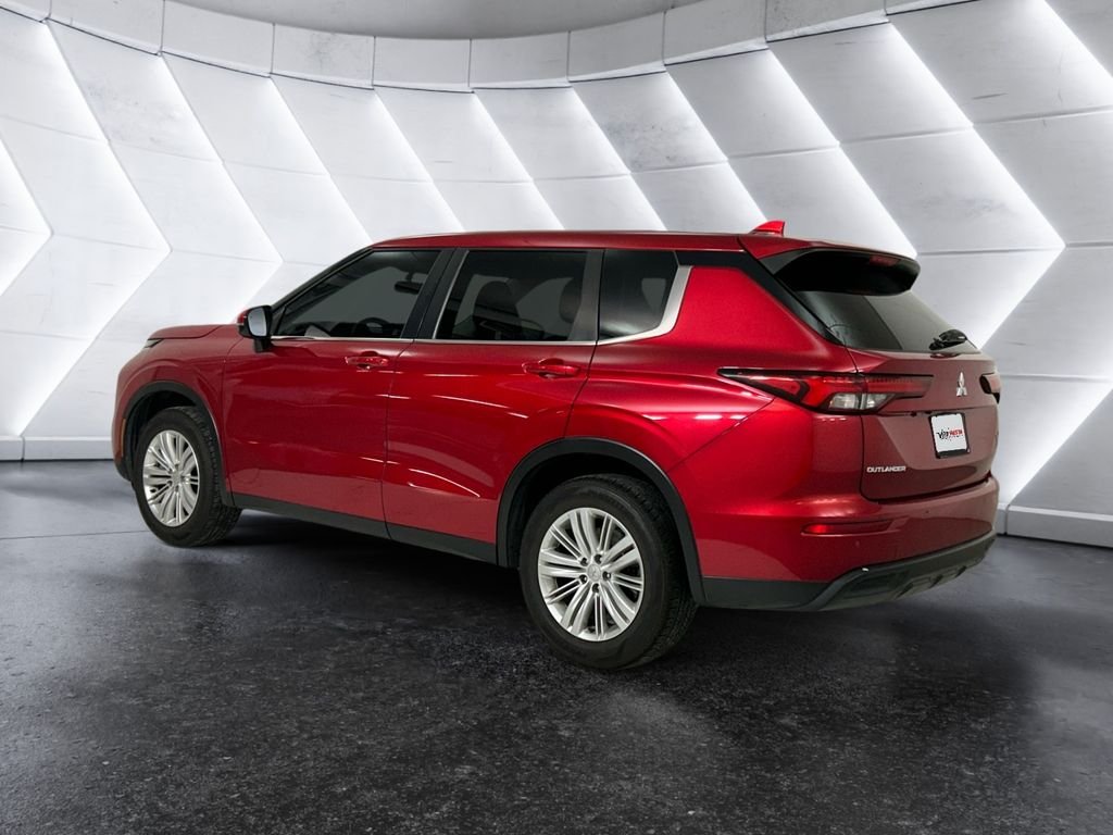 Used 2024 Red Mitsubishi ES image 6