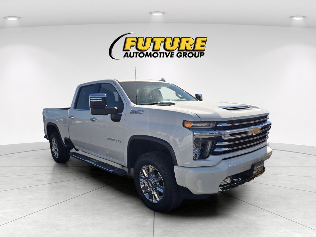 Used 2020 White Chevrolet High Country image 1