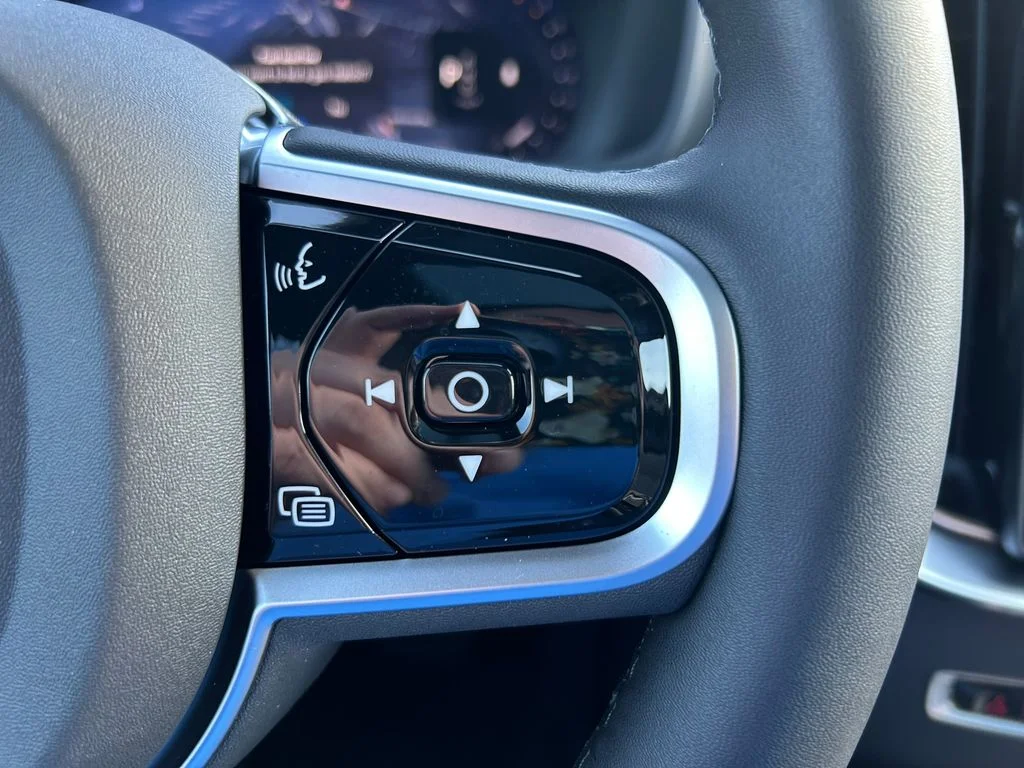 2026 Volvo XC90 Plus - Photo 26
