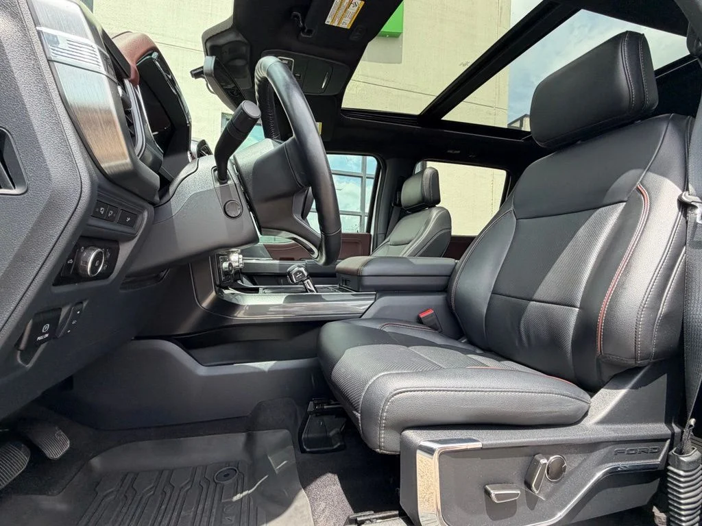 Used 2023 White Ford Lariat image 6