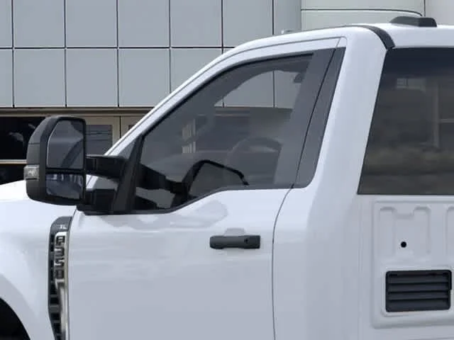New 2026 Oxford White Ford XL image 23