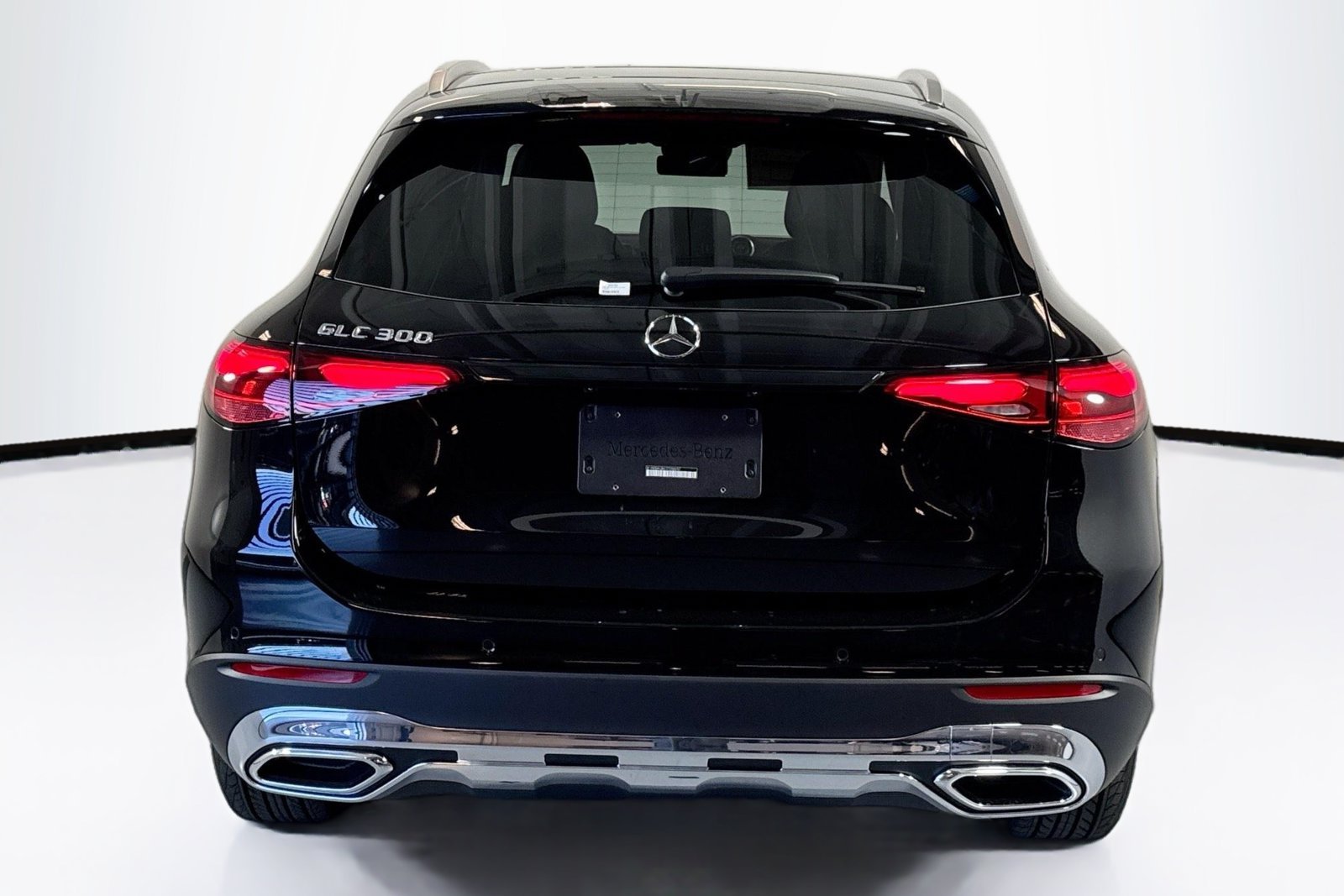 New 2026 Black Mercedes-Benz GLC 300 image 6