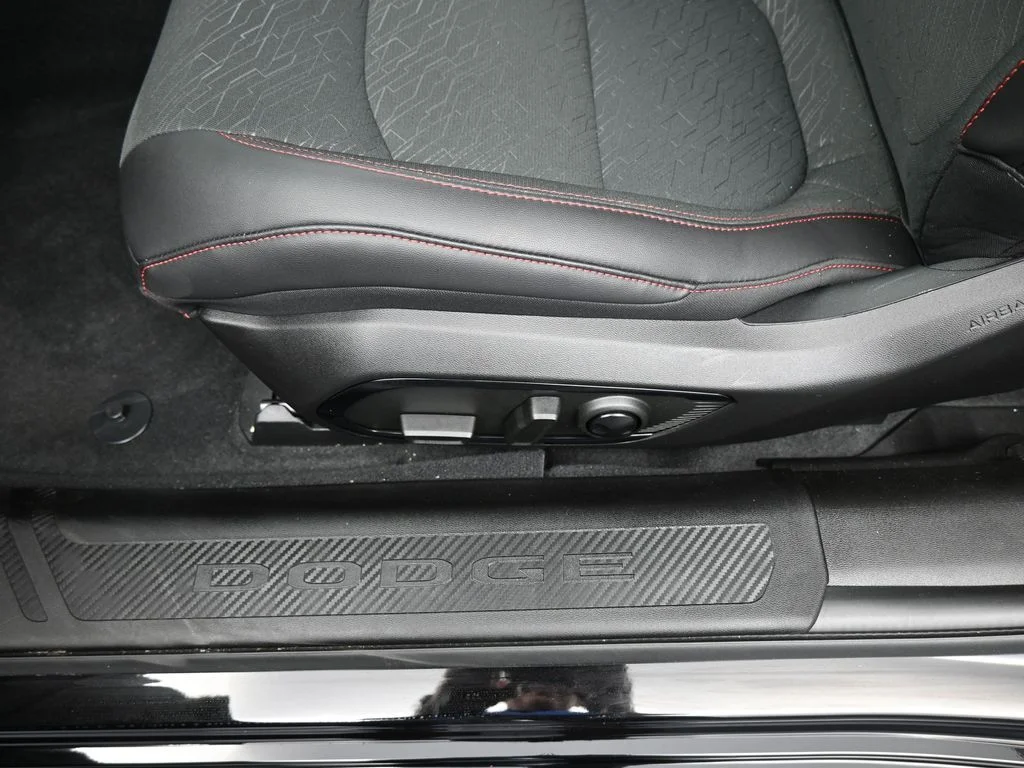 New 2026 Diamond Black Crystal Pearlcoat Dodge Scat Pack image 15