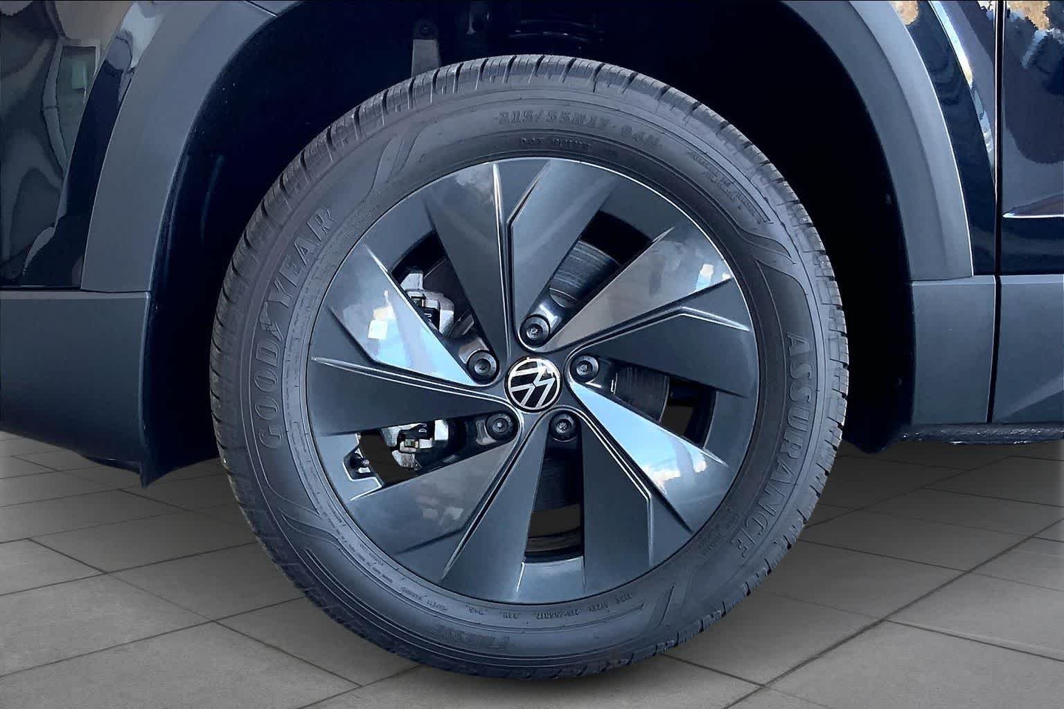 2026 Volkswagen Taos S - Photo 11