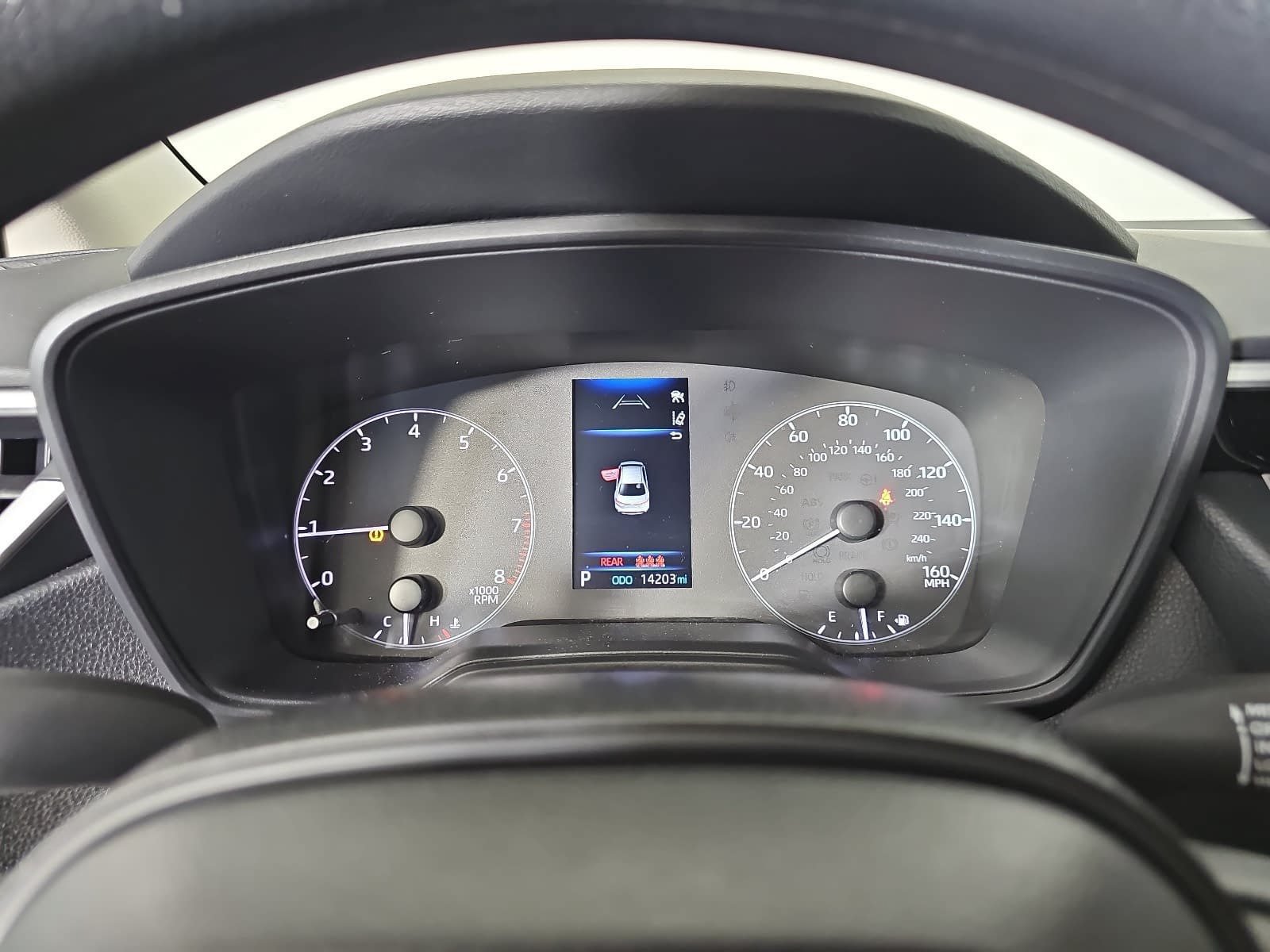 Used 2025 White Toyota LE image 17