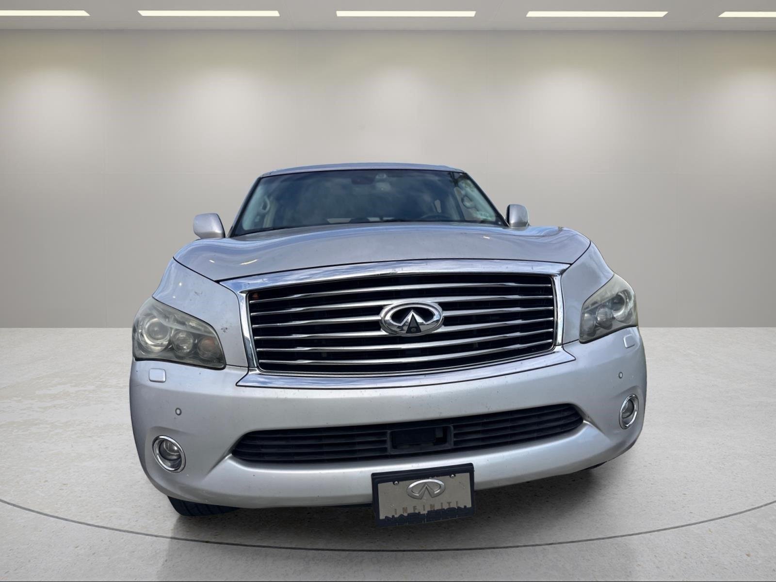 Used 2011 Liquid Platinum INFINITI 8-passenger image 10