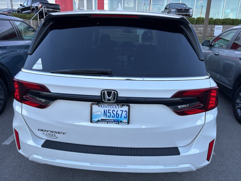 Used 2025 White Honda EX-L image 9
