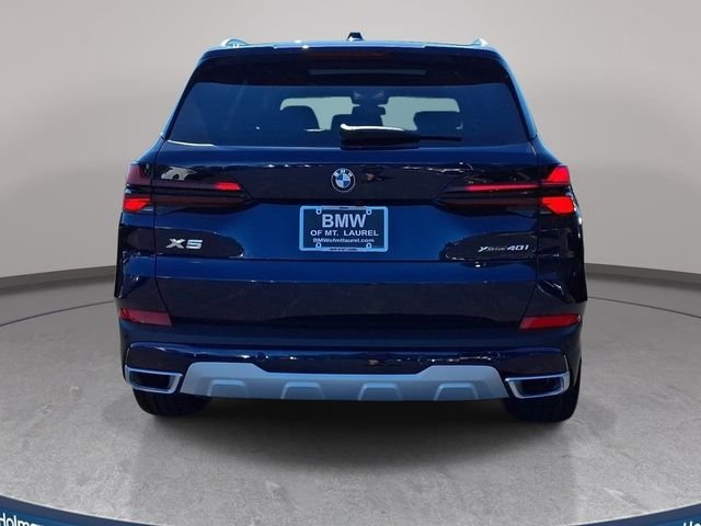 New 2026 Tanzanite Blue II Metallic BMW xDrive40i image 5