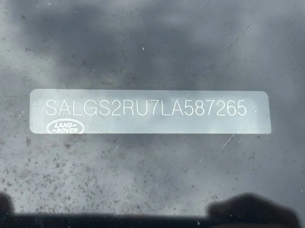 Used 2020 Santorini Black Land Rover HSE image 42
