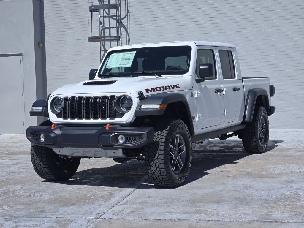 New 2026 Bright White Clearcoat Jeep Mojave image 2