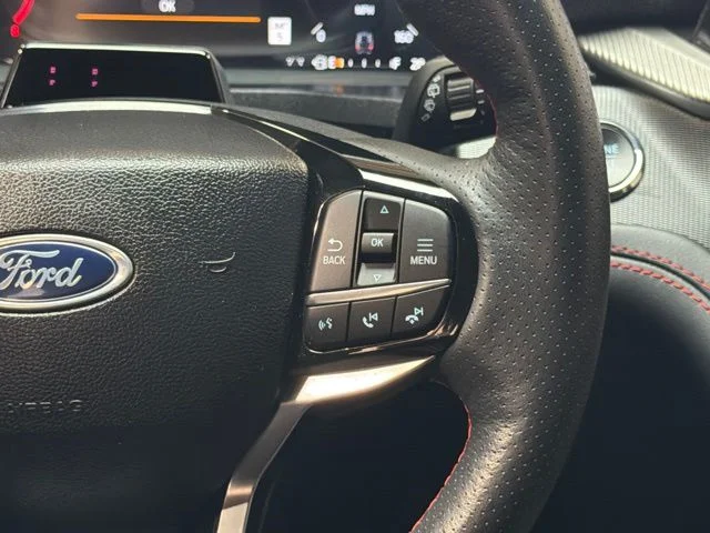 Used 2025 Agate Black Metallic Ford ST-Line image 20