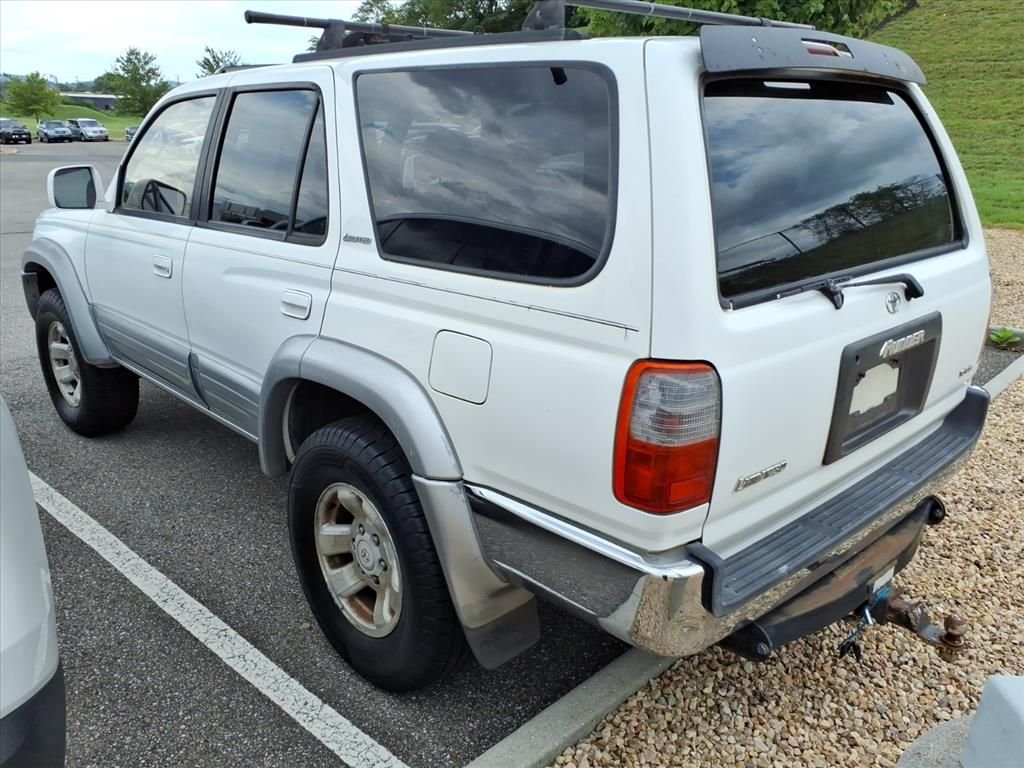 Used 1998 White Toyota SR5 Limited image 3