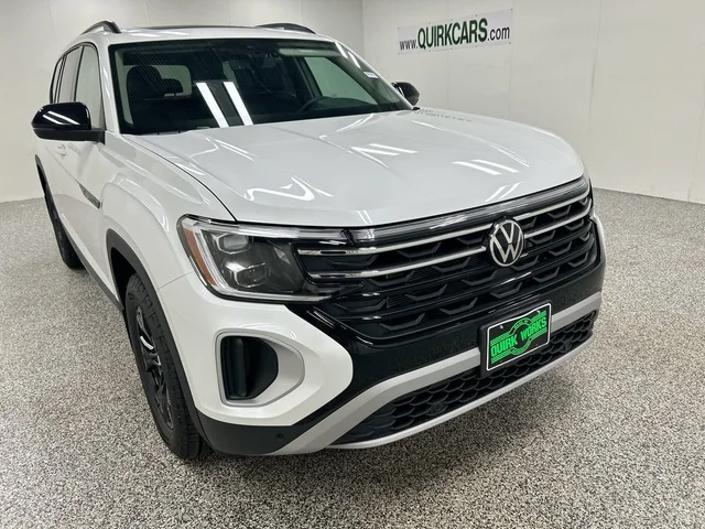 2026 Volkswagen Atlas 2.0T Peak Edition