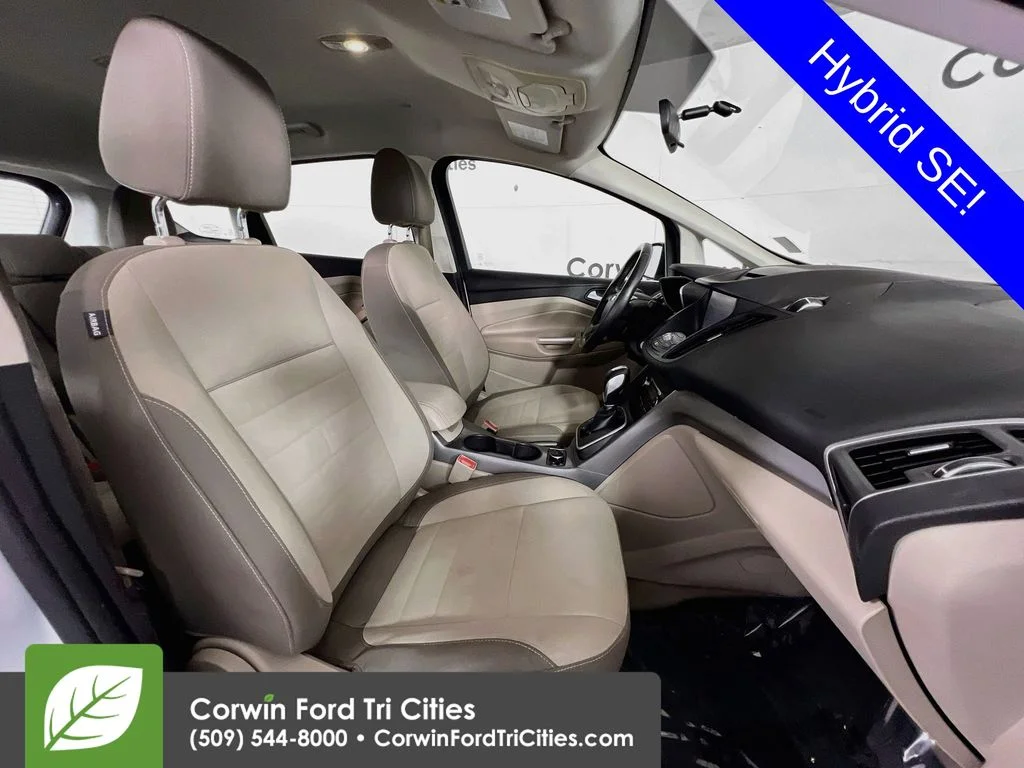 Used 2013 Oxford White Ford SE image 17
