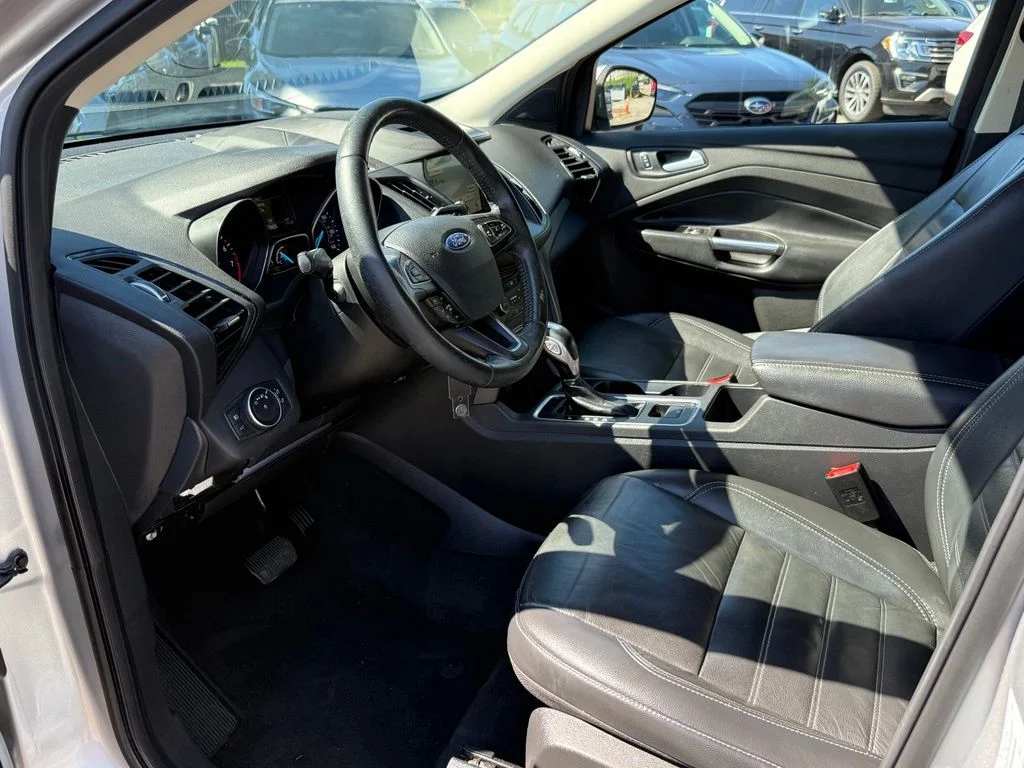 Used 2018 Ingot Silver Ford SEL image 21