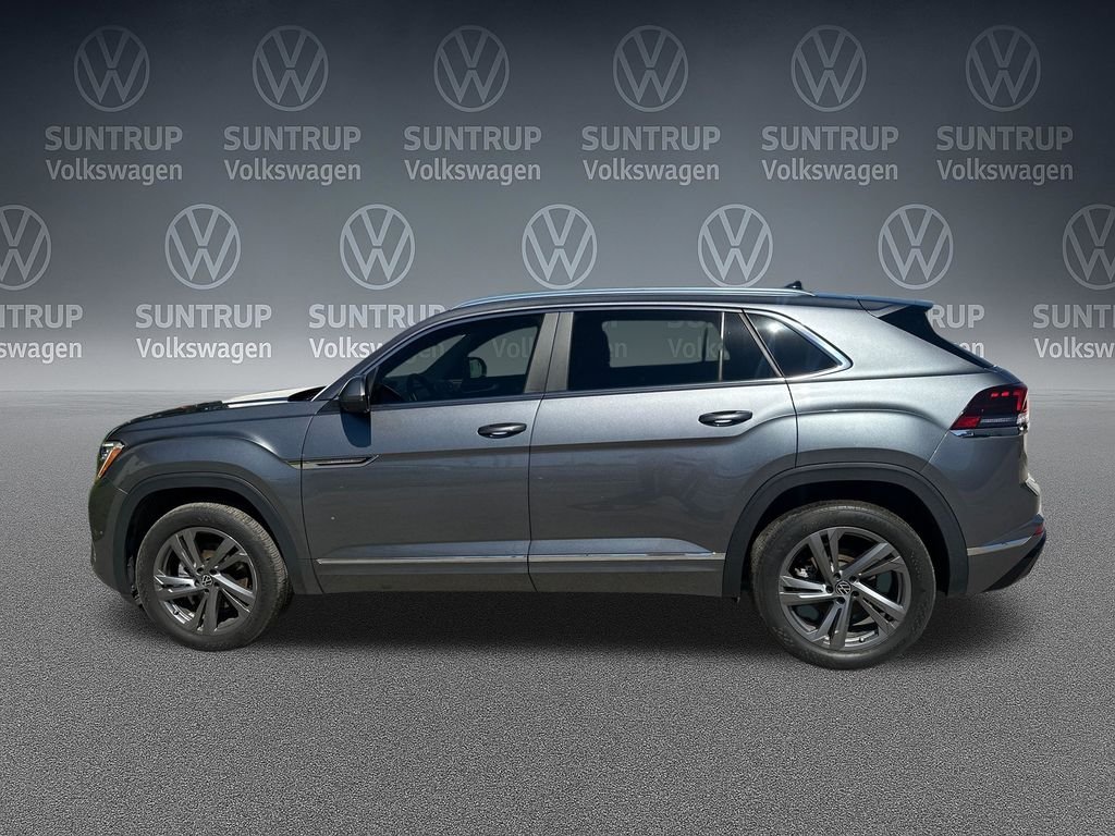Used 2024 Gray Volkswagen 2.0T SEL R-Line image 37