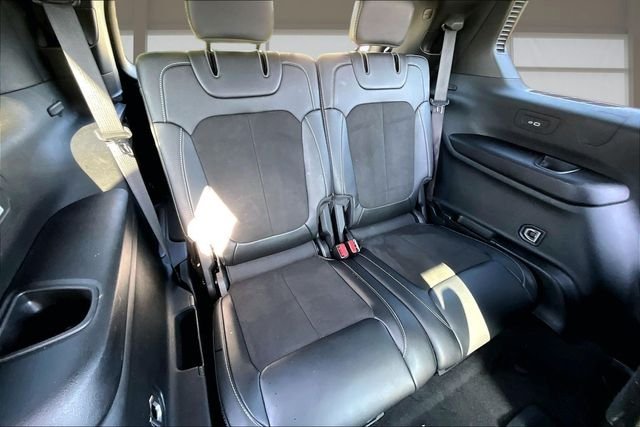 Used 2022 Black Jeep Altitude image 27
