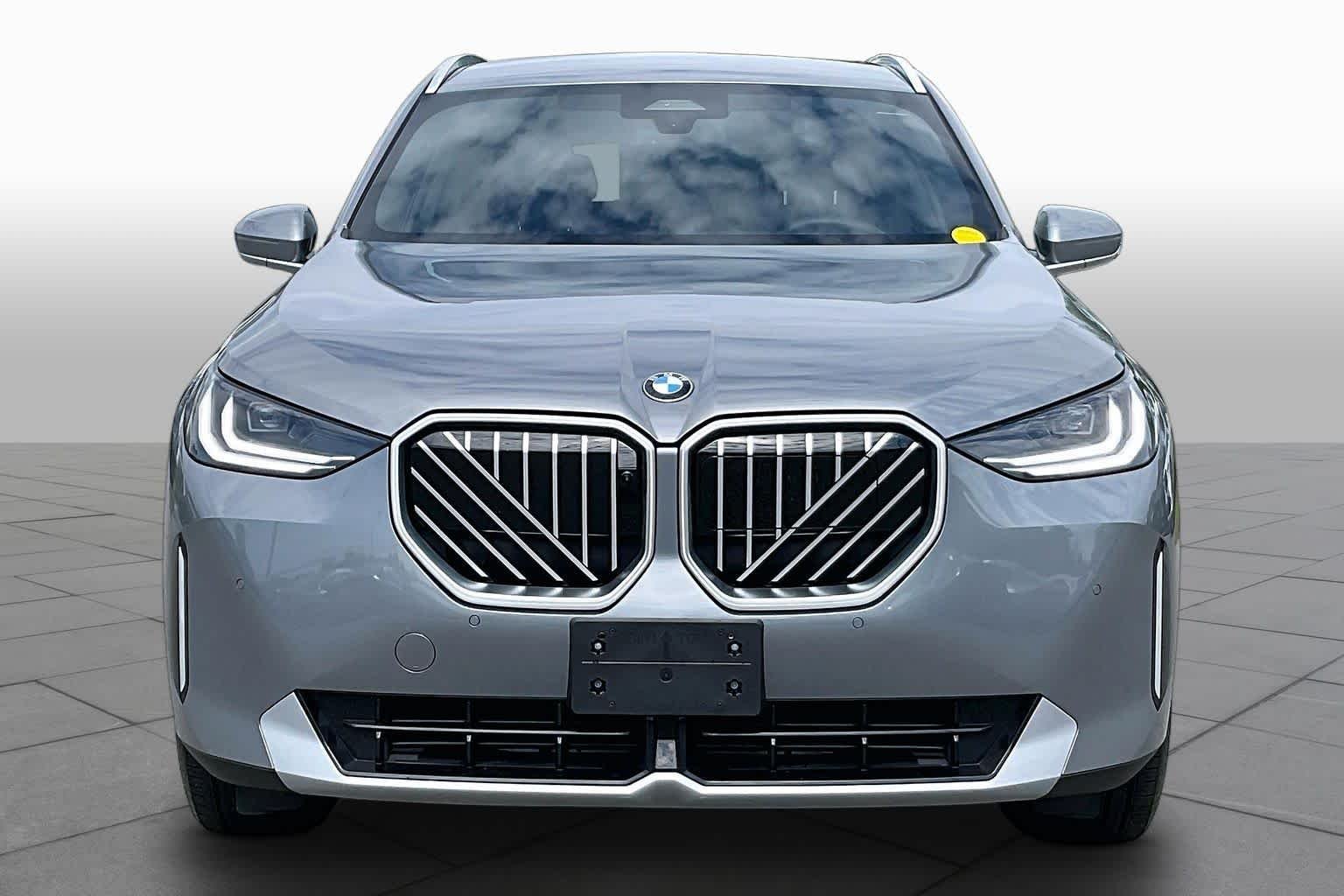 Certified Used 2026 Skyscraper Grey Metallic BMW 30 xDrive image 3