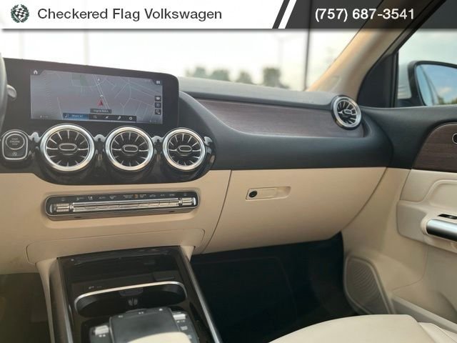 Used 2023 Polar White Mercedes-Benz GLA 250 4MATIC® image 33