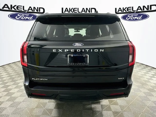 New 2027 Gray Ford Platinum image 4