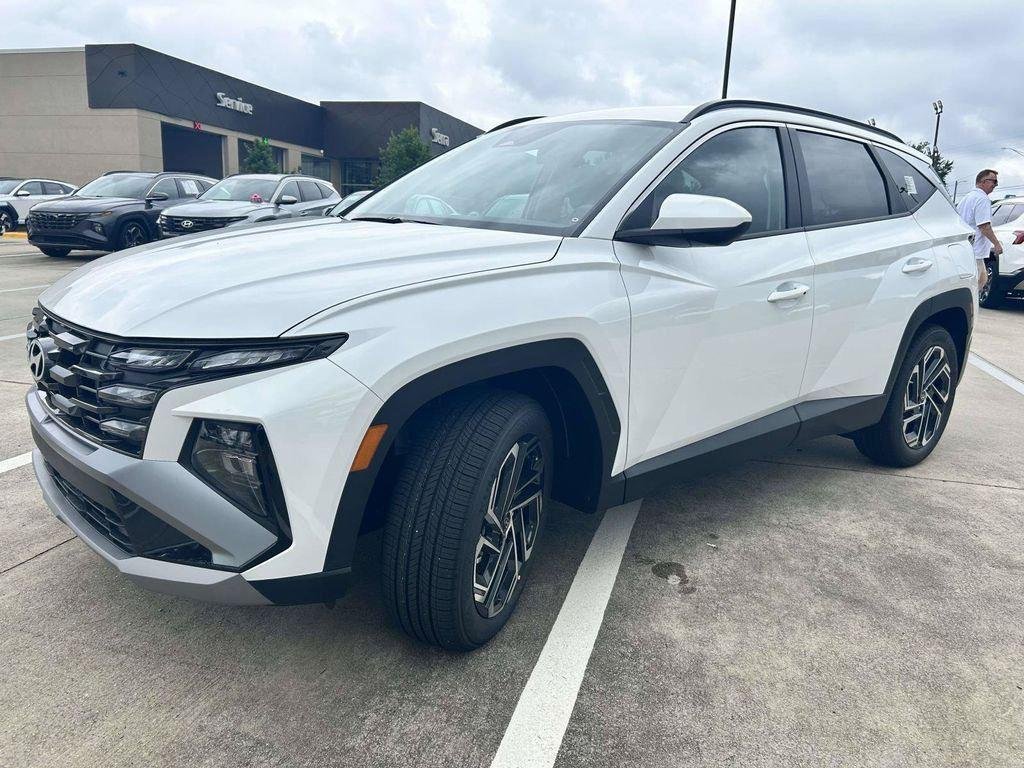 New 2026 White Hyundai SEL Plus FWD image 57