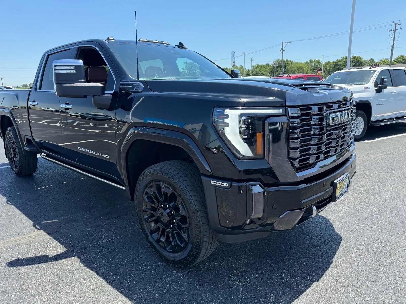 Used 2024 Onyx Black GMC Denali Ultimate image 7