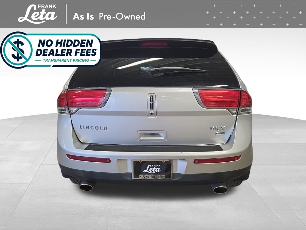 Used 2013 Ingot Silver Metallic Lincoln  image 5