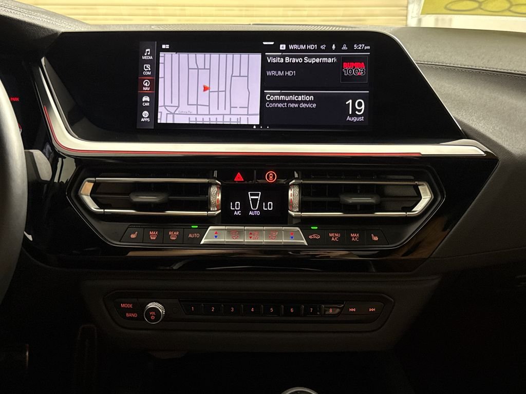 2025 BMW Z4 M40i - Photo 16