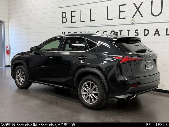 Used 2018  Lexus 300 image 7