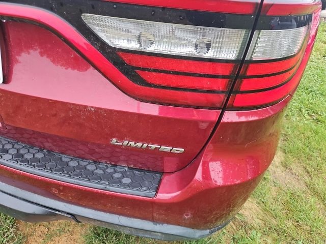 Used 2014 Red Dodge Limited image 4