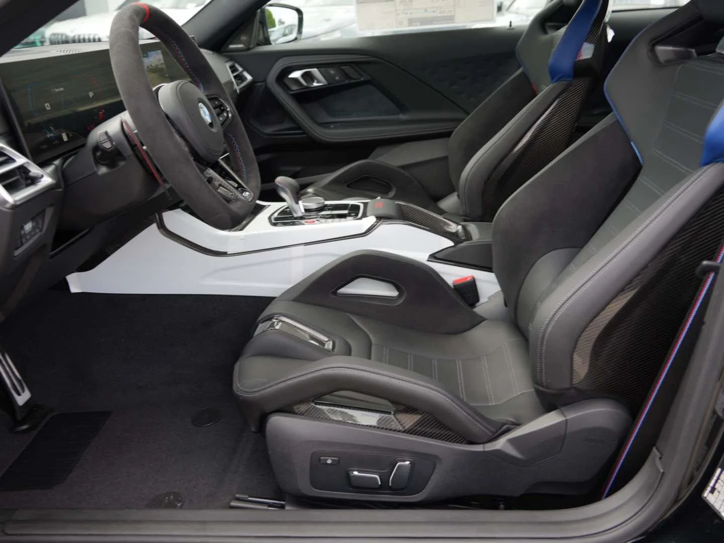 New 2026 Black Sapphire Metallic BMW CS image 14