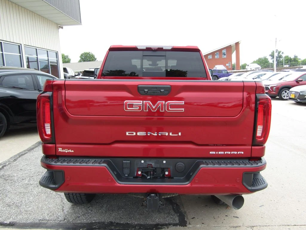 Used 2023 Red GMC Denali image 4