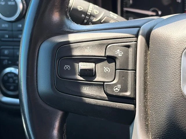 Used 2022 Black GMC Denali image 24