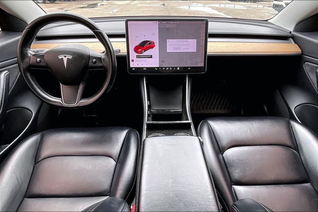 Used 2018  Tesla Long Range image 7