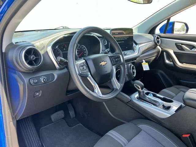 2024 Chevrolet Blazer 2LT - Photo 10