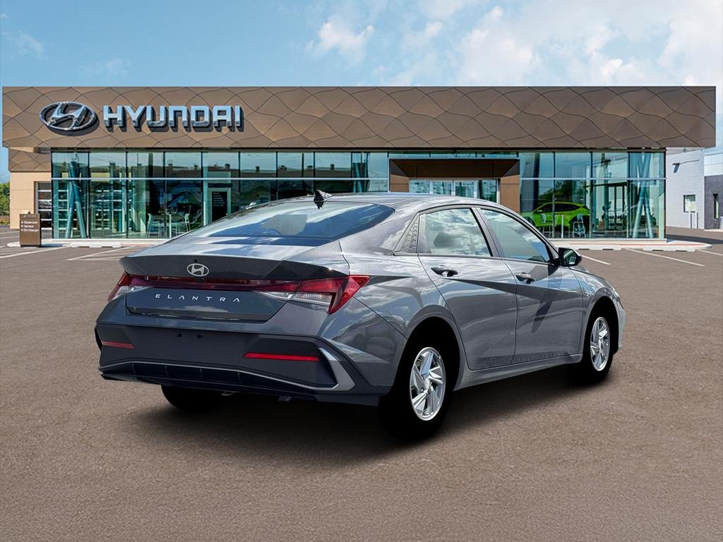 New 2026 Ecotronic Gray Hyundai SE image 7