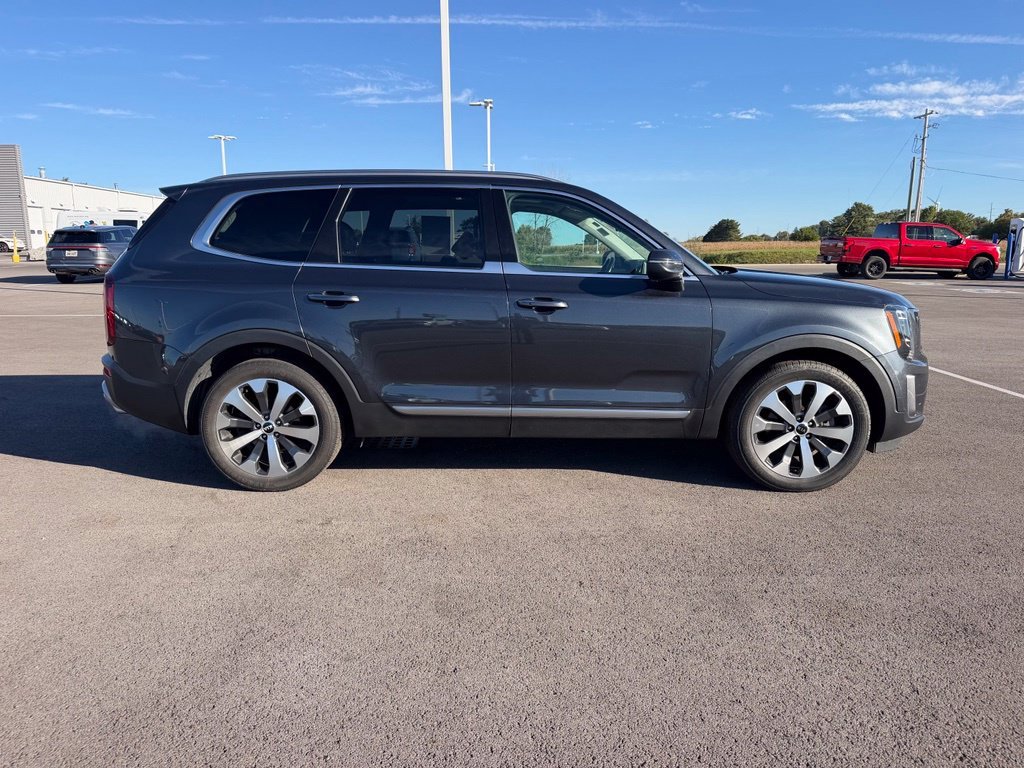 Used 2021 Gray Kia S image 5