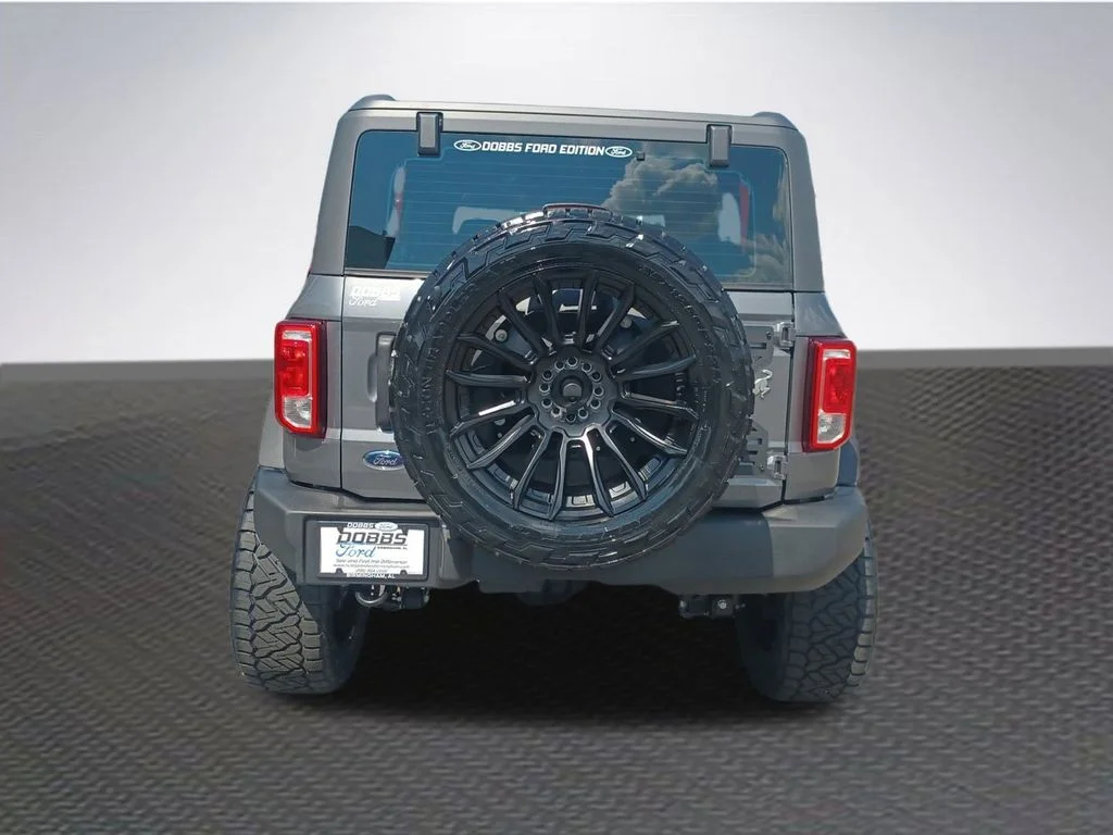 2025 Ford Bronco 4-Door Base - Photo 6