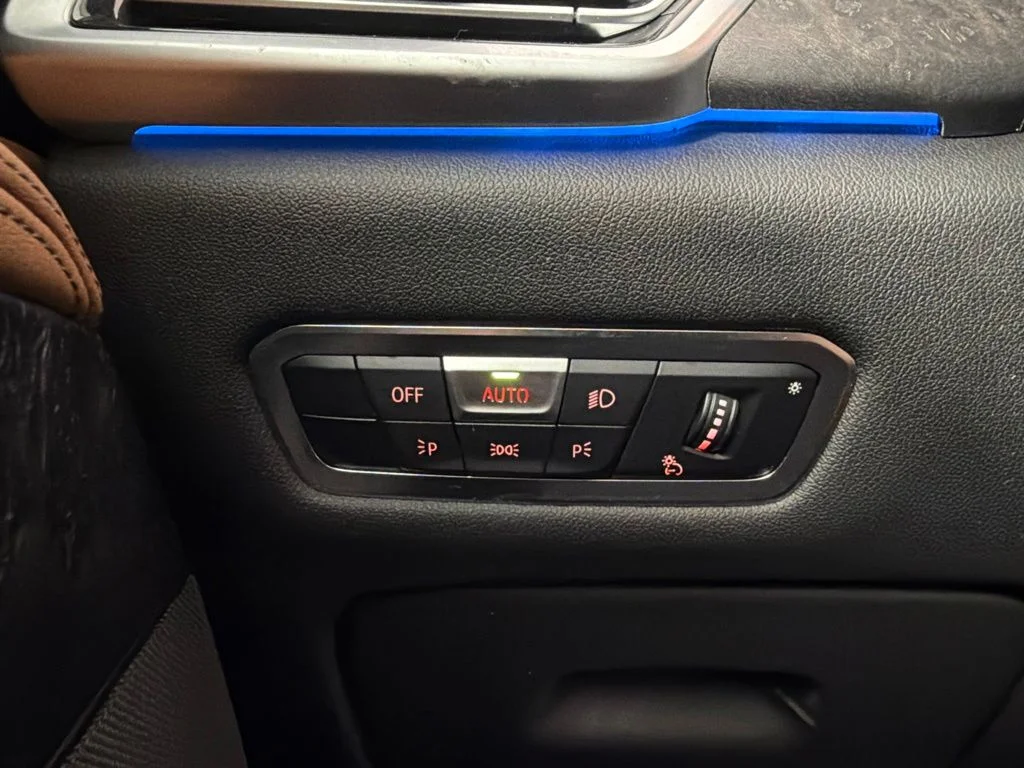 Certified Used 2023 Phytonic Blue Metallic BMW xDrive45e image 26