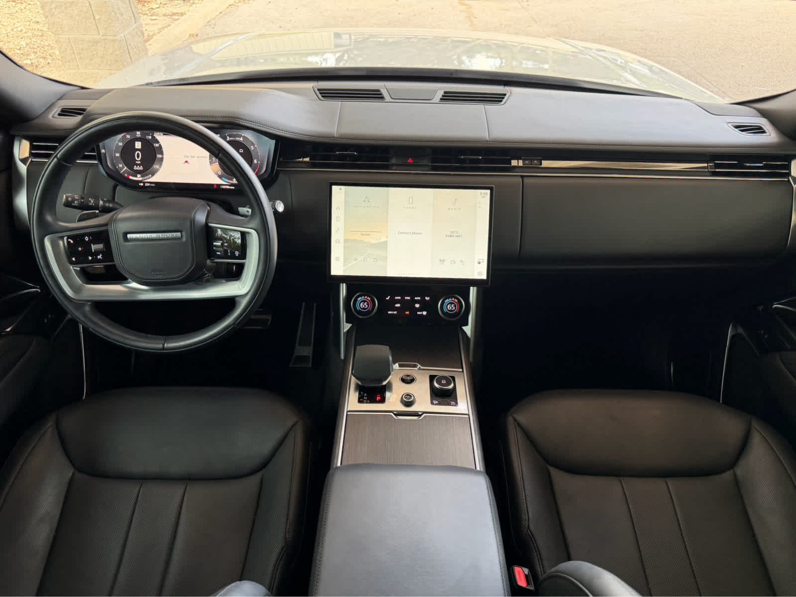 Certified Used 2023 Fuji White Land Rover SE image 17