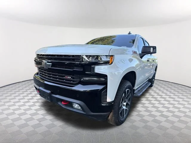 Used 2020 IRIDESCENT PEARL TRICOAT Chevrolet LT Trail Boss image 3