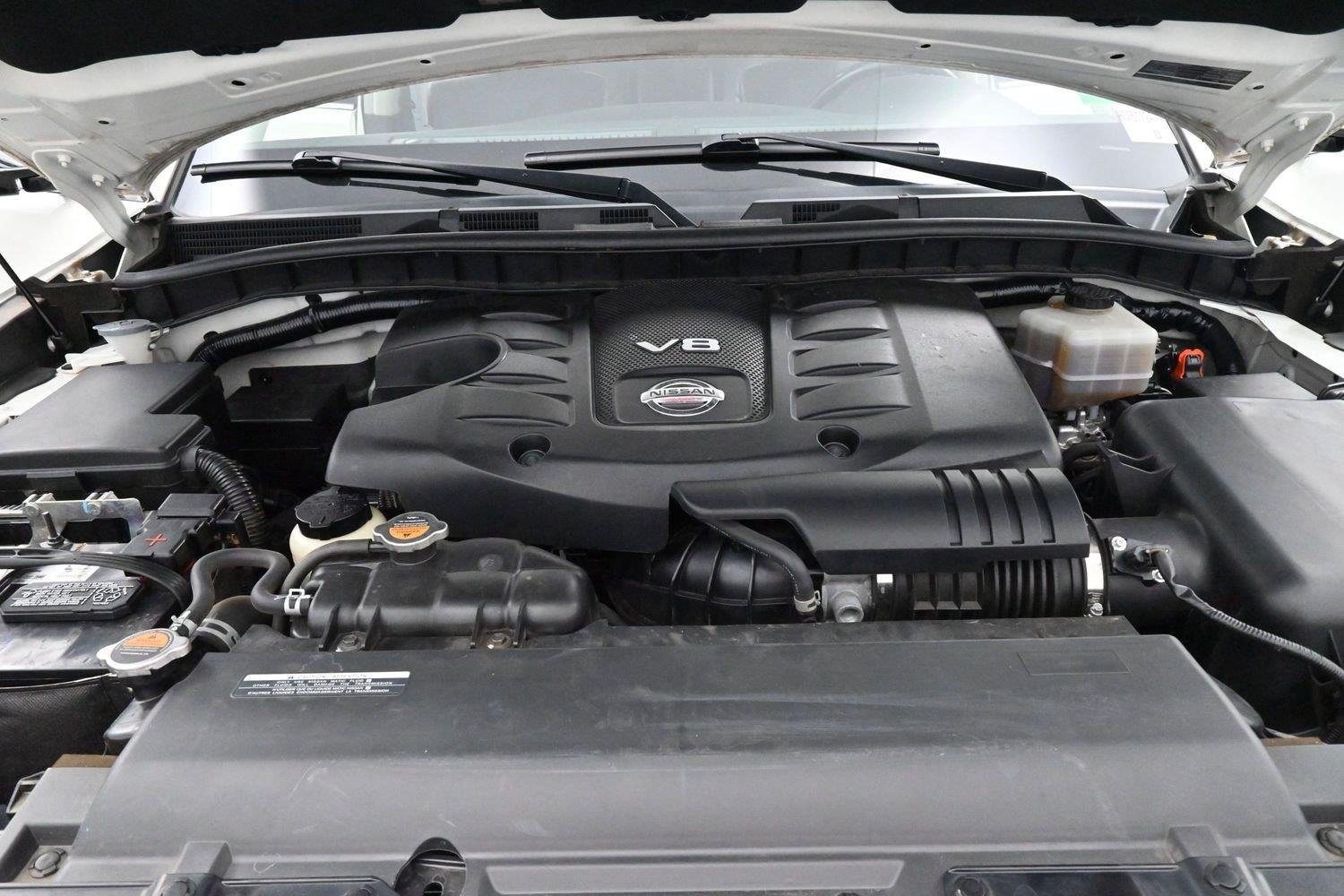 Used 2019 Pearl White Tricoat Nissan SL image 46