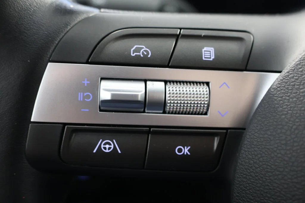 Used 2024 Denim Blue Pearl Hyundai SEL image 11