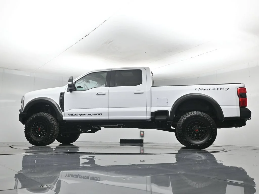New 2026 Oxford White Ford Lariat image 54